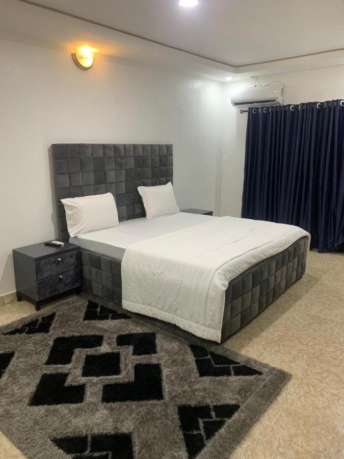 Weena Hotel & Resort Lagos Exterior photo